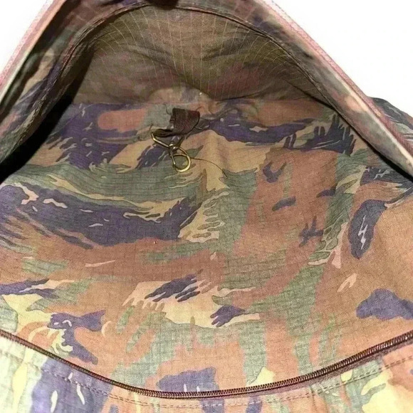 VTG Camouflage DC Comics Zip Cross Body Tote Bag Y2K Skater Streetwear Going Out - Picture 6 of 10